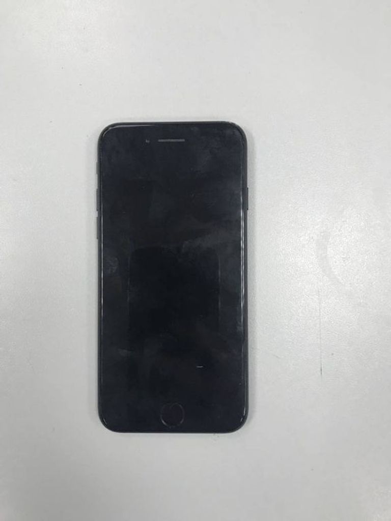 Купити Apple iphone 7 32gb Б/У