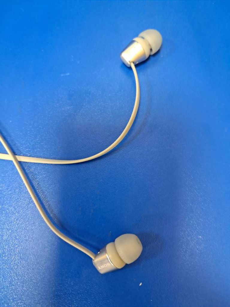 Дешево Sony WI-C310 Black з ломбарду