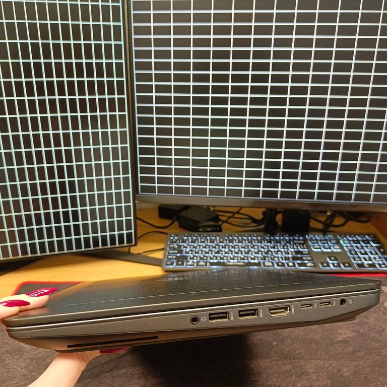 Дешево Ноутбук HP ZBook 15.6 IPS 16/480gb NVIDIA Quadro/4G SIM/workstation з ломбарду