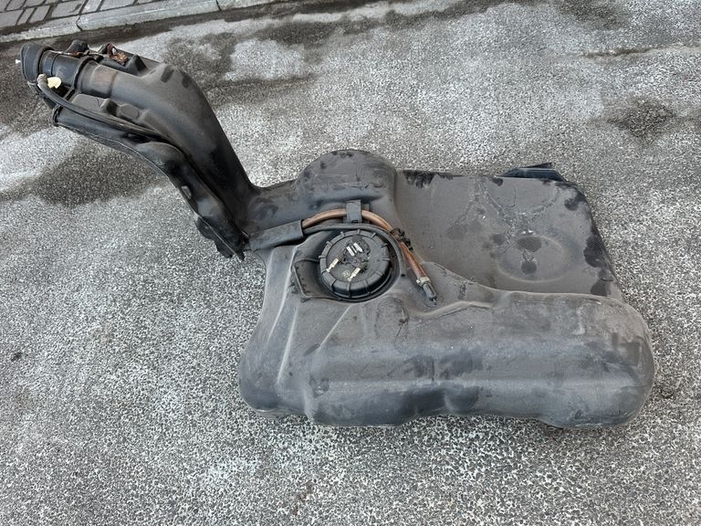 Дешиво для Volkswagen Vento с ломбарда