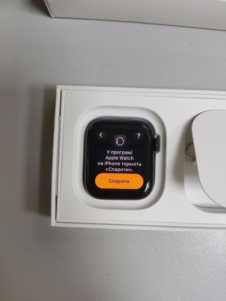 Apple watch se 2 gps 44mm aluminum case with sport Код:01-200571076. Изображение 5