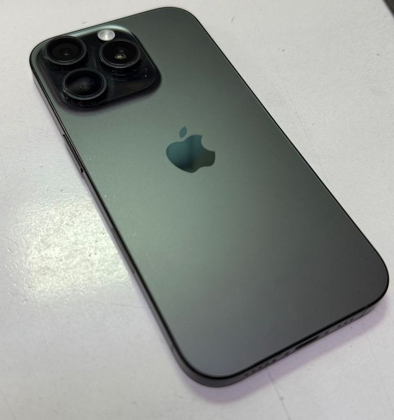 Apple iphone 16 pro 128gb Код:01-200582209. Зображення 7