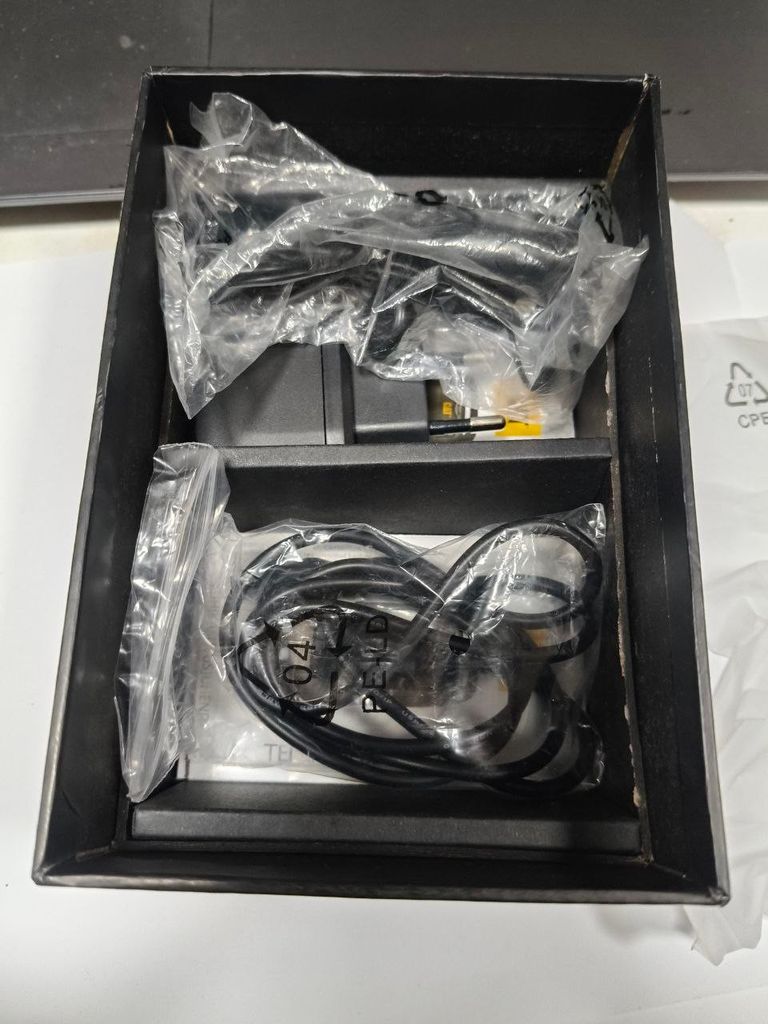 Захищений мобільний телефон Caterpillar CAT B25 Код:null. Зображення 7