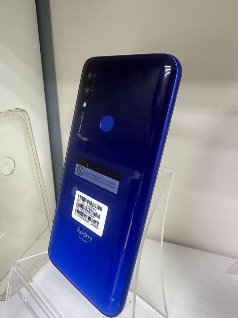 Розпродаж Xiaomi Redmi 7 4/64GB Blue, продавець Техноскарб
