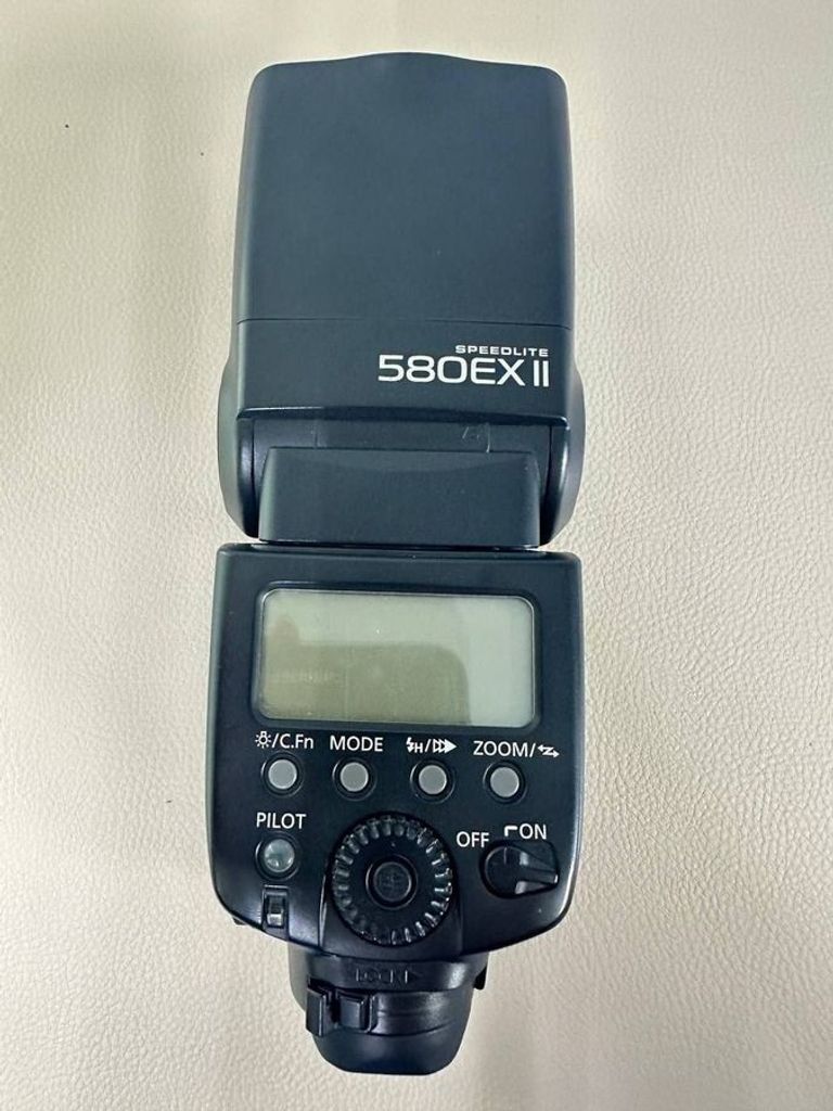 Купить Canon Speedlite 580EX II Б/У
