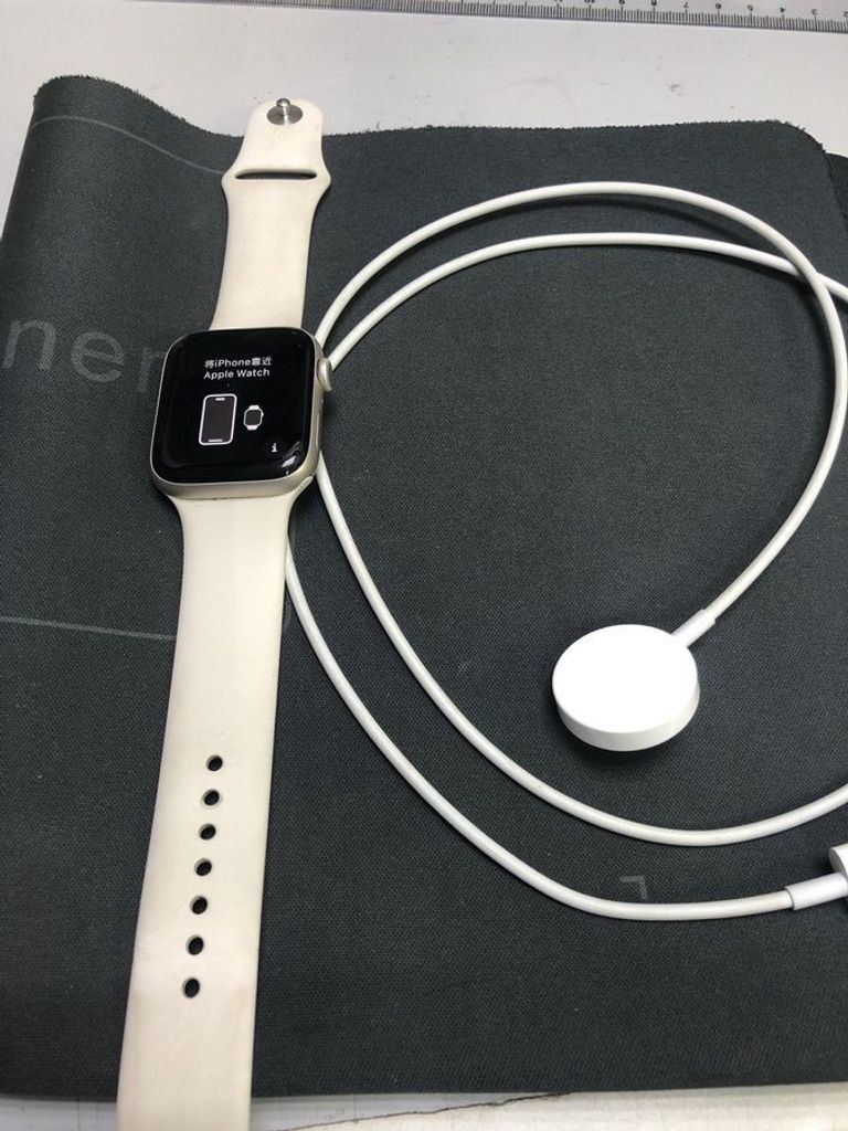 Дешево Apple watch se 2 gps + cellular 44mm alluminium case з ломбарду