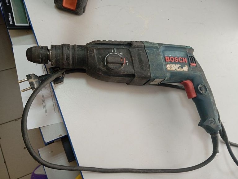 Купити Bosch GBH 2-26 DRE (0615990L43) Б/У
