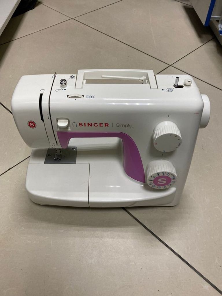 Оголошення Singer Simple 3223 Б/У
