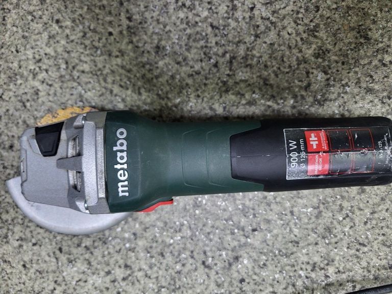 Купити Metabo W 9-125 (600376010) Б/У