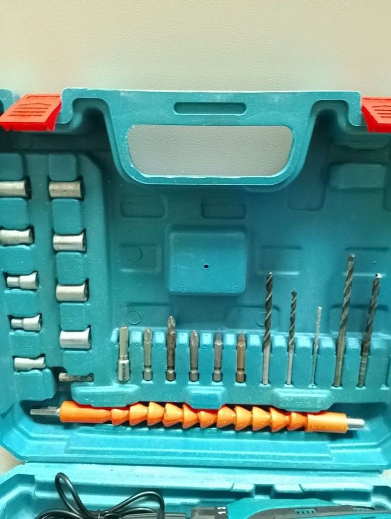 Makita df 330 dwe 2акб+зп - копія Код:01-200790620. Зображення 6