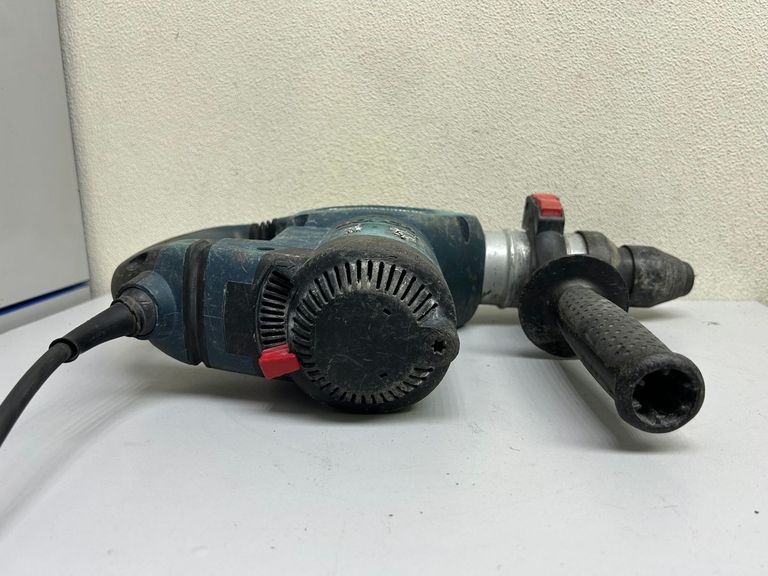 Дешево Bosch gbh 4-32 dfr з ломбарду