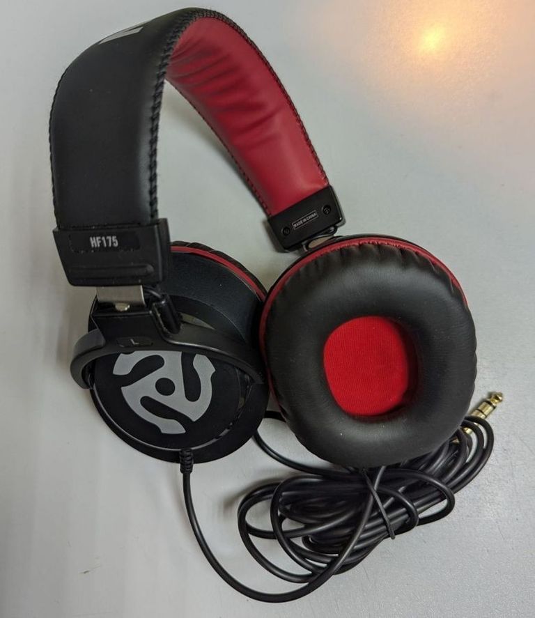 Купить Numark hf175 Б/У