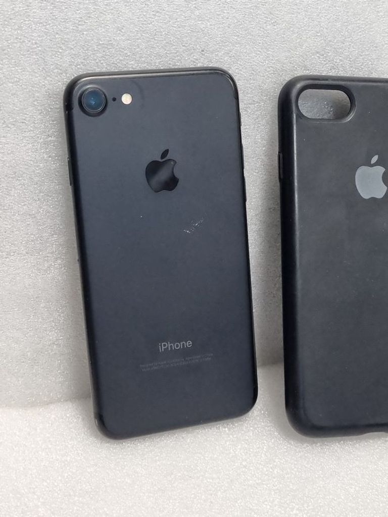 Apple iphone 7 32gb Код:01-200805225. Изображение 5