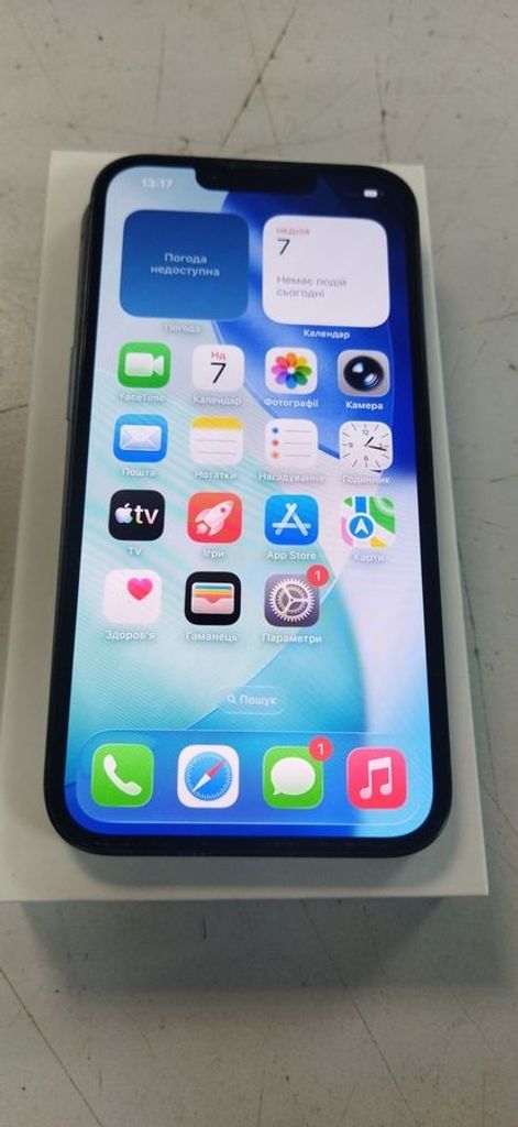 Дешево Apple iPhone 13 128GB Blue (MLPK3) з ломбарду