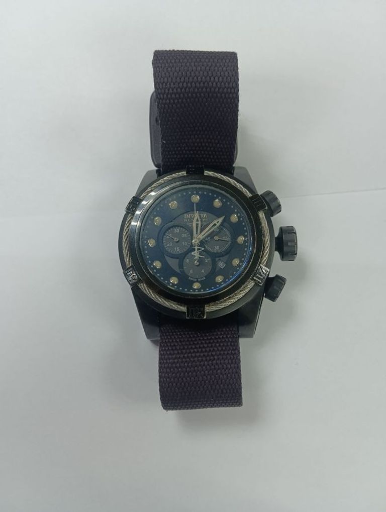 Купити Invicta bolt zeus 14940 Б/У