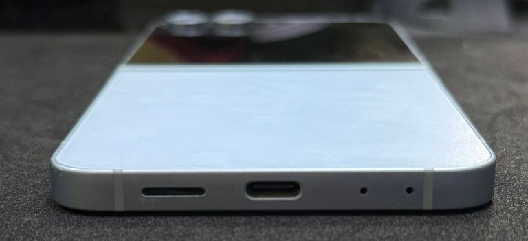 Samsung galaxy flip6 12/256gb Код:01-200794127. Зображення 9