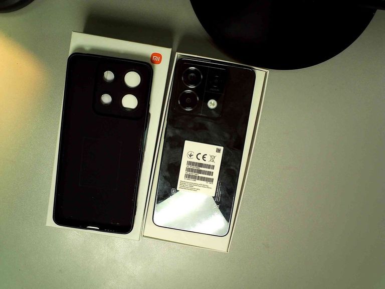 Дешиво Xiaomi redmi note 13 pro 5g 8/256gb с ломбарда