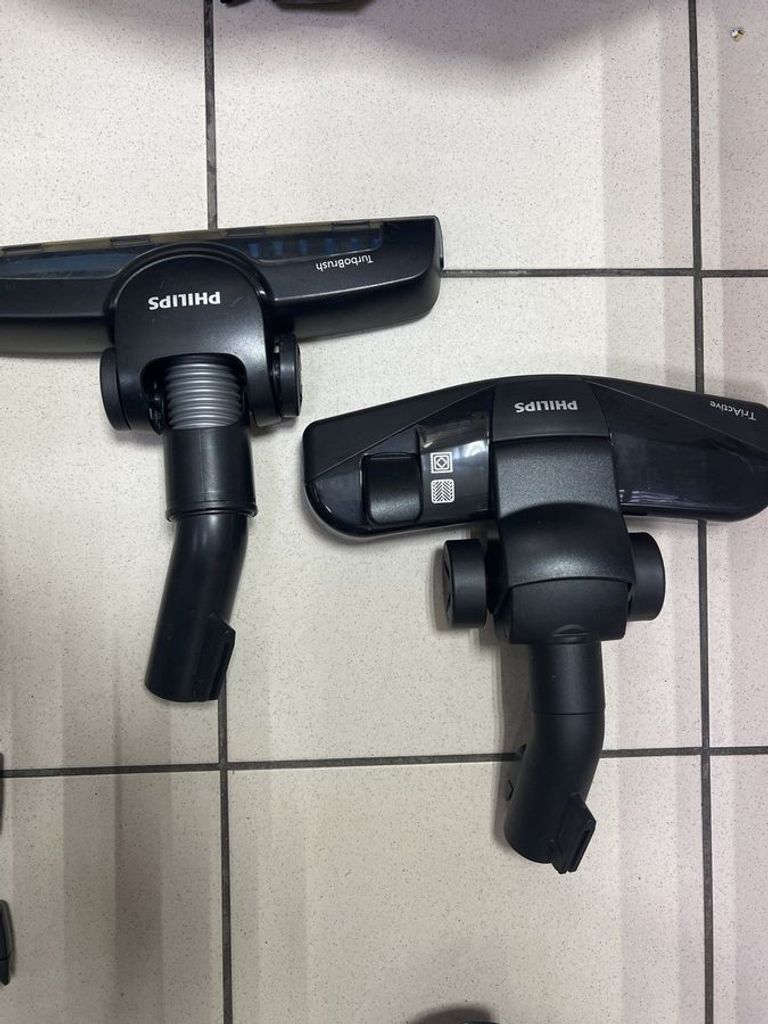 Дешиво Philips FC9334/09 с ломбарда