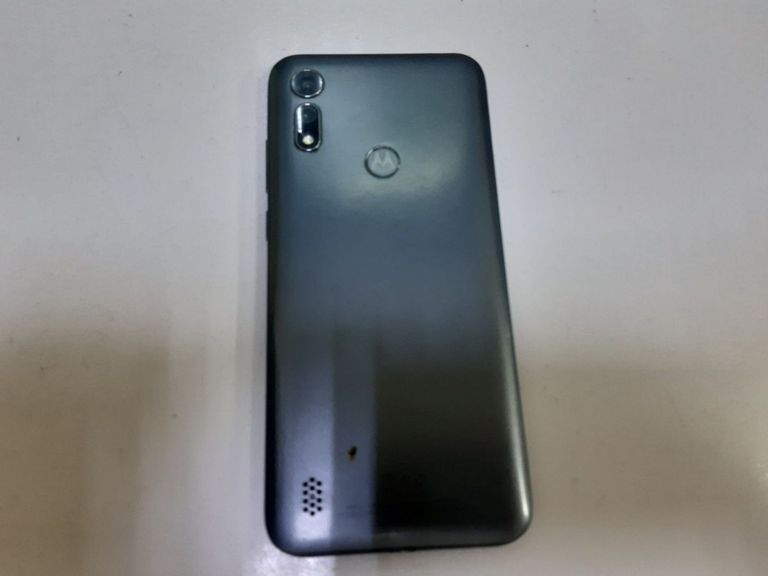 Дешиво Motorola e6s 2/32gb с ломбарда