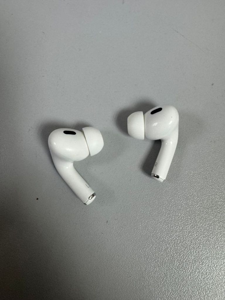 Розпродаж Apple airpods pro 2nd generation with magsafe charging case usb-c, продавець Техноскарб