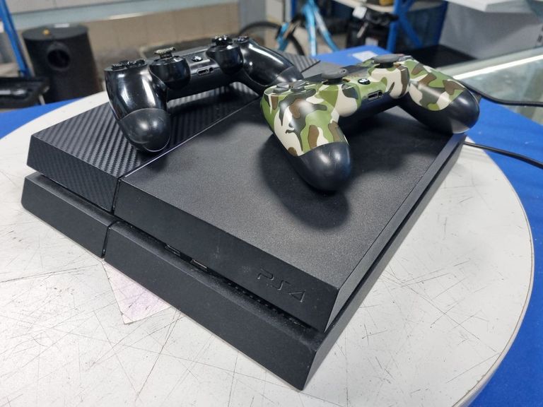 Купити Sony playstation 4 1tb Б/У