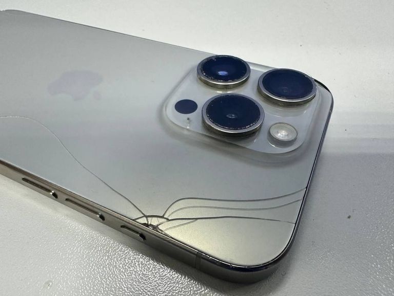 Apple iphone 15 pro 128gb Код:01-200873289. Зображення 5