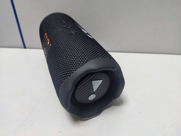Дешиво Jbl flip 7 с ломбарда