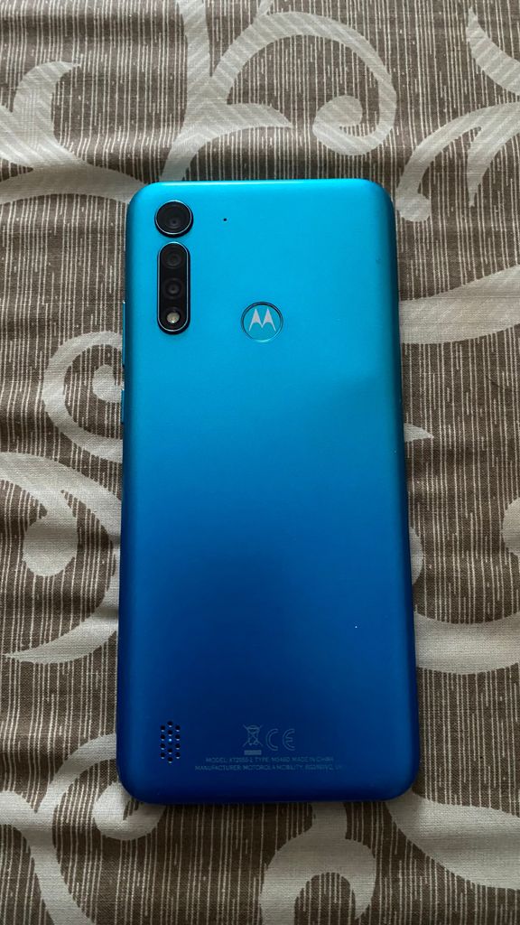 Купить Motorola G8 Power Lite 4/64GB Arctic Blue Б/У