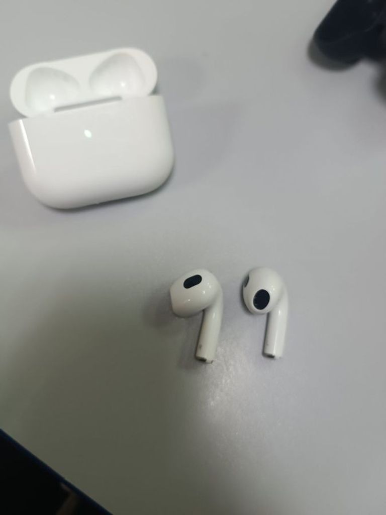 Оголошення Apple airpods 3rd generation Б/У