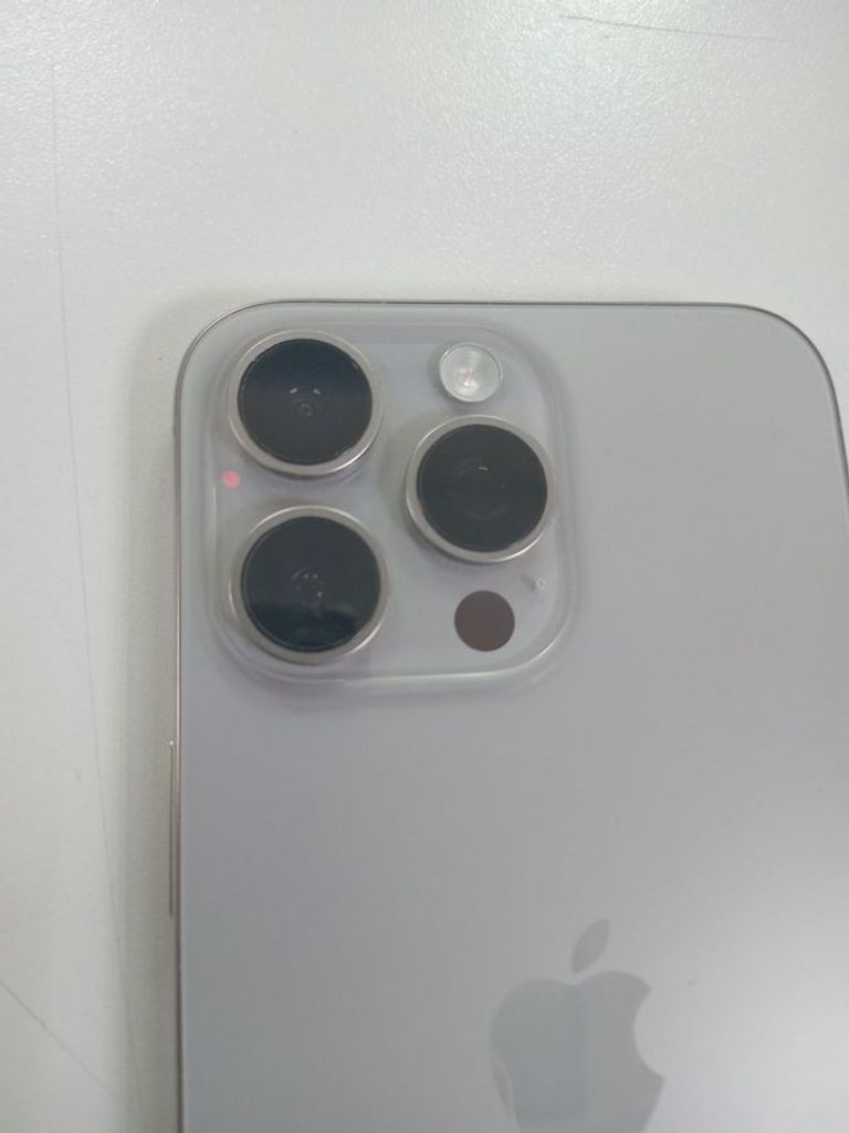 Дешево Apple iphone 15 pro max 256gb esim з ломбарду