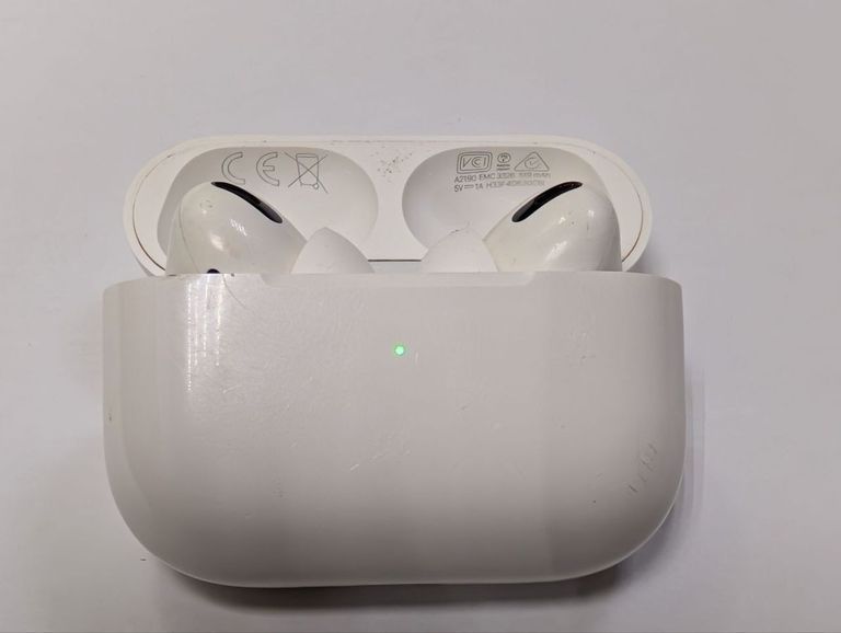 Оголошення Apple AirPods Pro (MWP22) Б/У