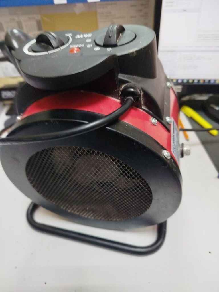 Розпродаж Grunhelm PTC-2000R, продавець Техноскарб