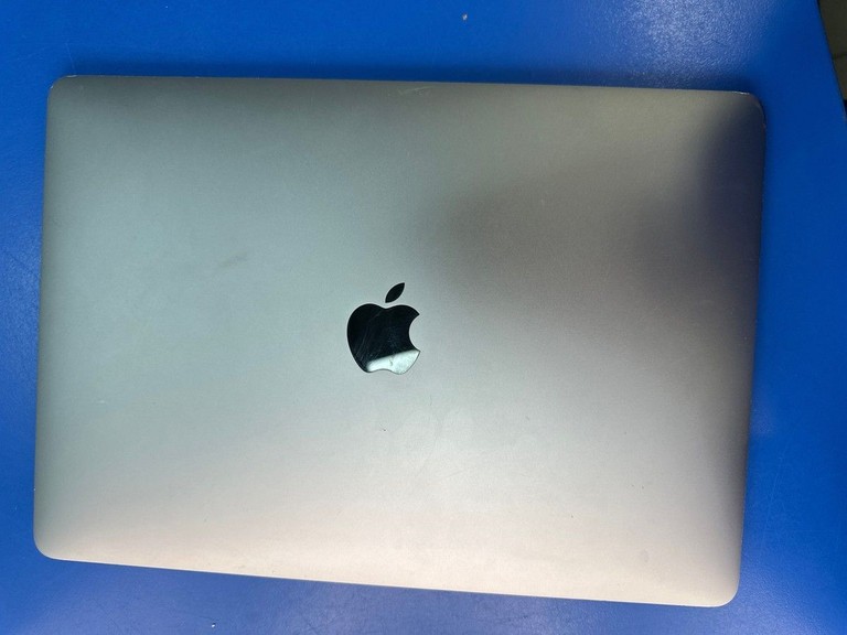 Оголошення Apple macbook air 13" 2020 a2179 core i3 1,1ghz/ram8gb/ssd256gb/intel iris plus graphics Б/У