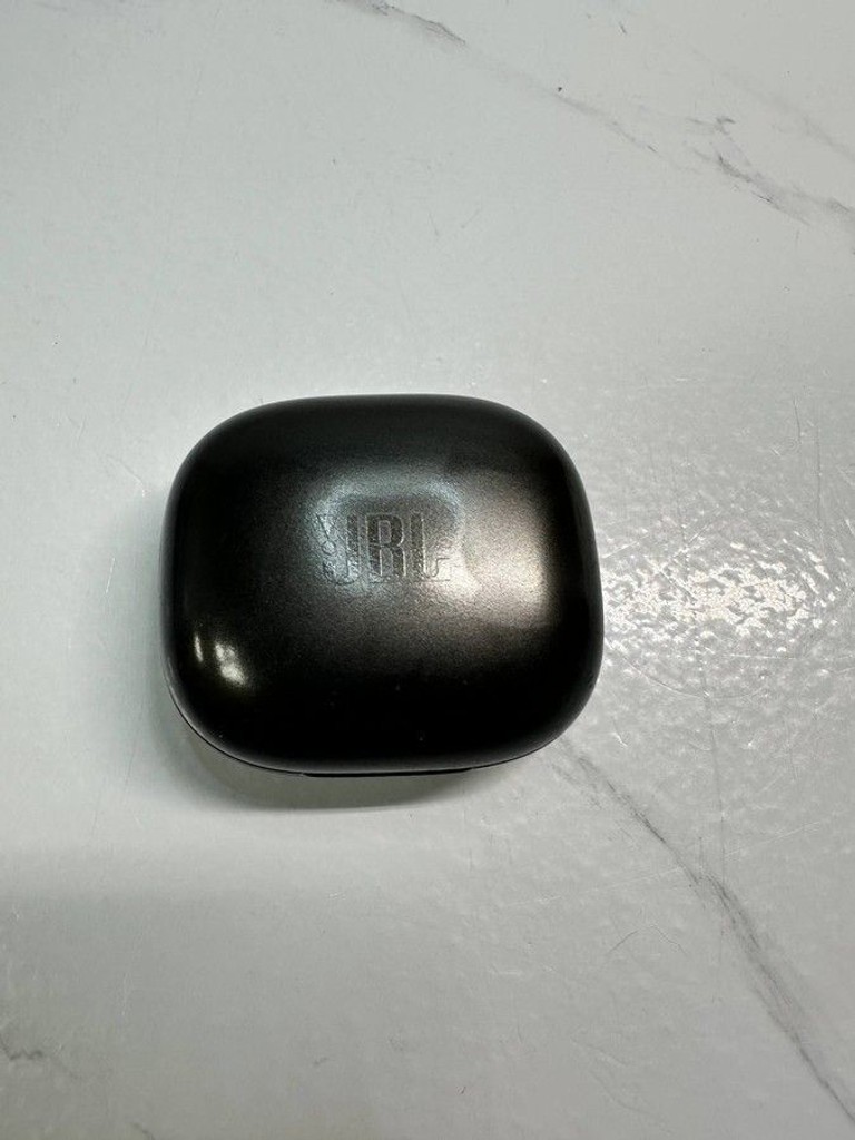 Дешиво Jbl live flex с ломбарда