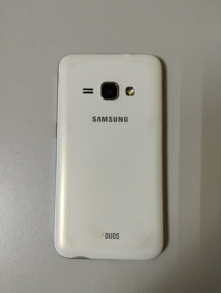 Дешево Samsung galaxy j1 sm-j120h з ломбарду
