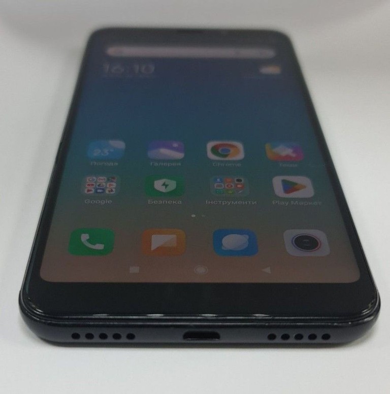 Дешево Xiaomi redmi 5 plus 3/32gb з ломбарду