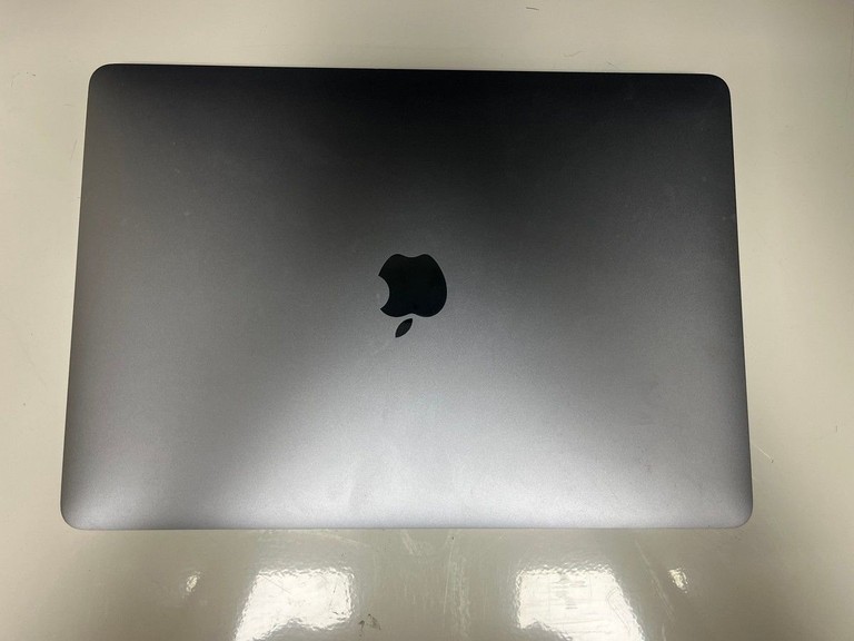 Купити Apple macbook pro a1989 13,3" core i5 2,4ghz/ram8gb/ssd256gb/iris plus graphics 655 Б/У