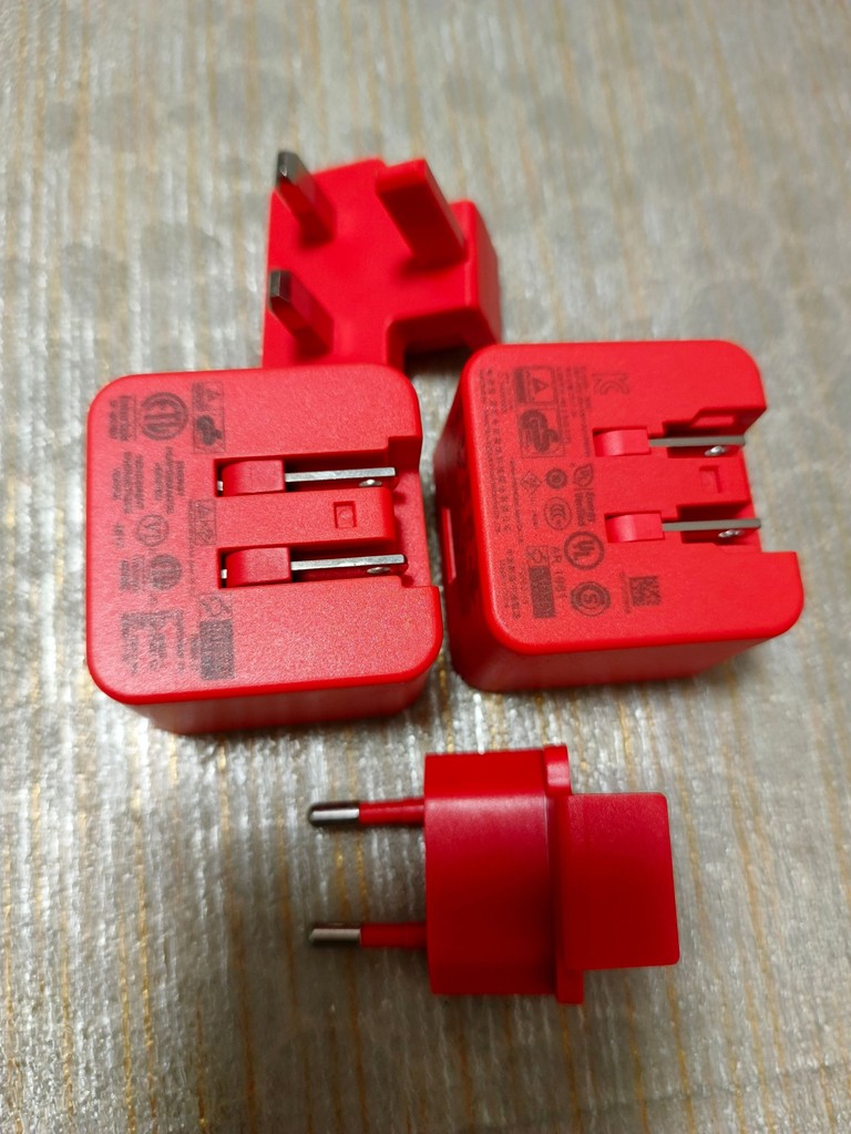 Купити Jbl charge Б/У