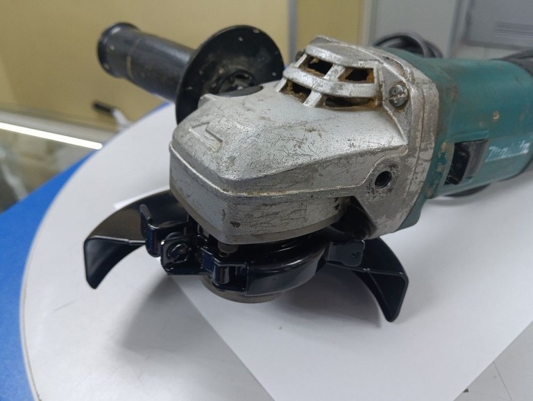 Makita 9565CV Код:01-200997070. Зображення 5
