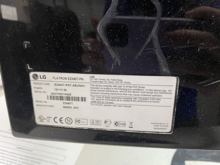 Дешево Lg e2340t з ломбарду