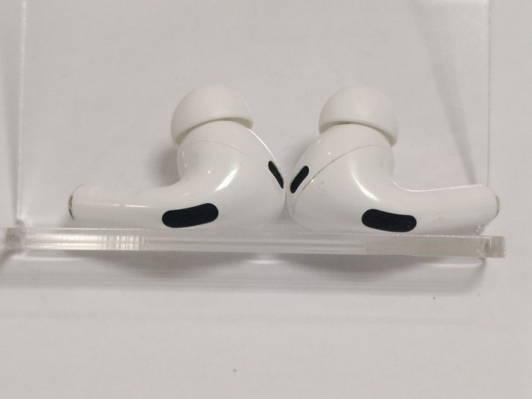 Apple airpods pro 2nd generation with magsafe charging case usb-c Код:01-200999858. Зображення 7