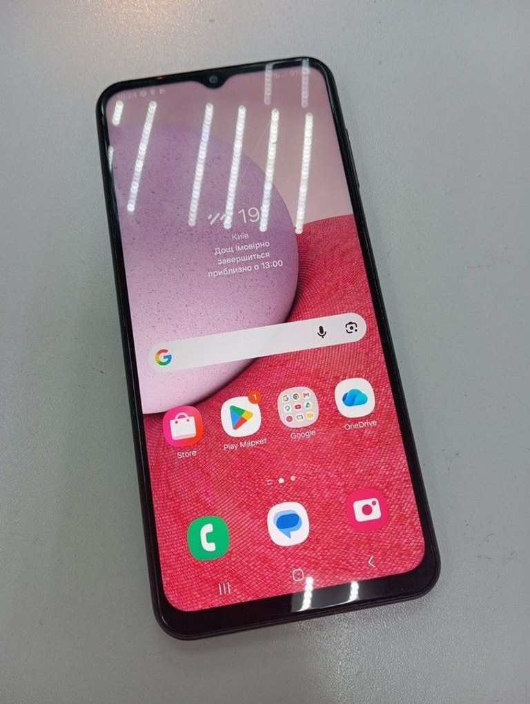 Купити Samsung Galaxy A13 SM-A137F 3/32GB Black Б/У