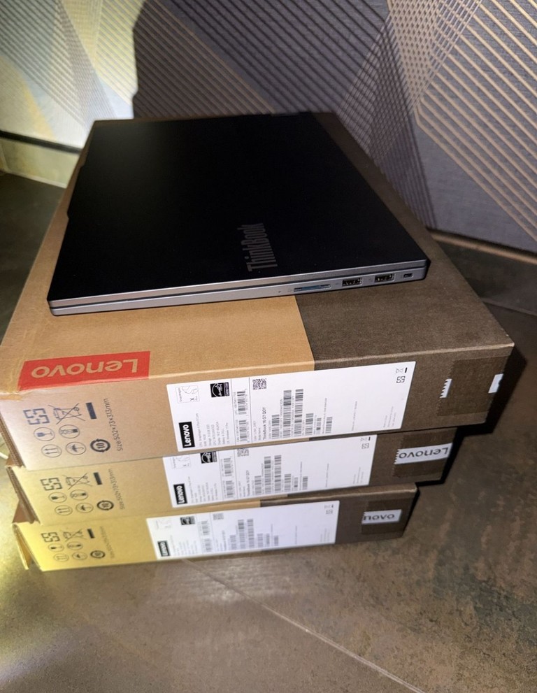 Дешиво Lenovo ThinkBook 16 G7 QOY Luna Grey с ломбарда