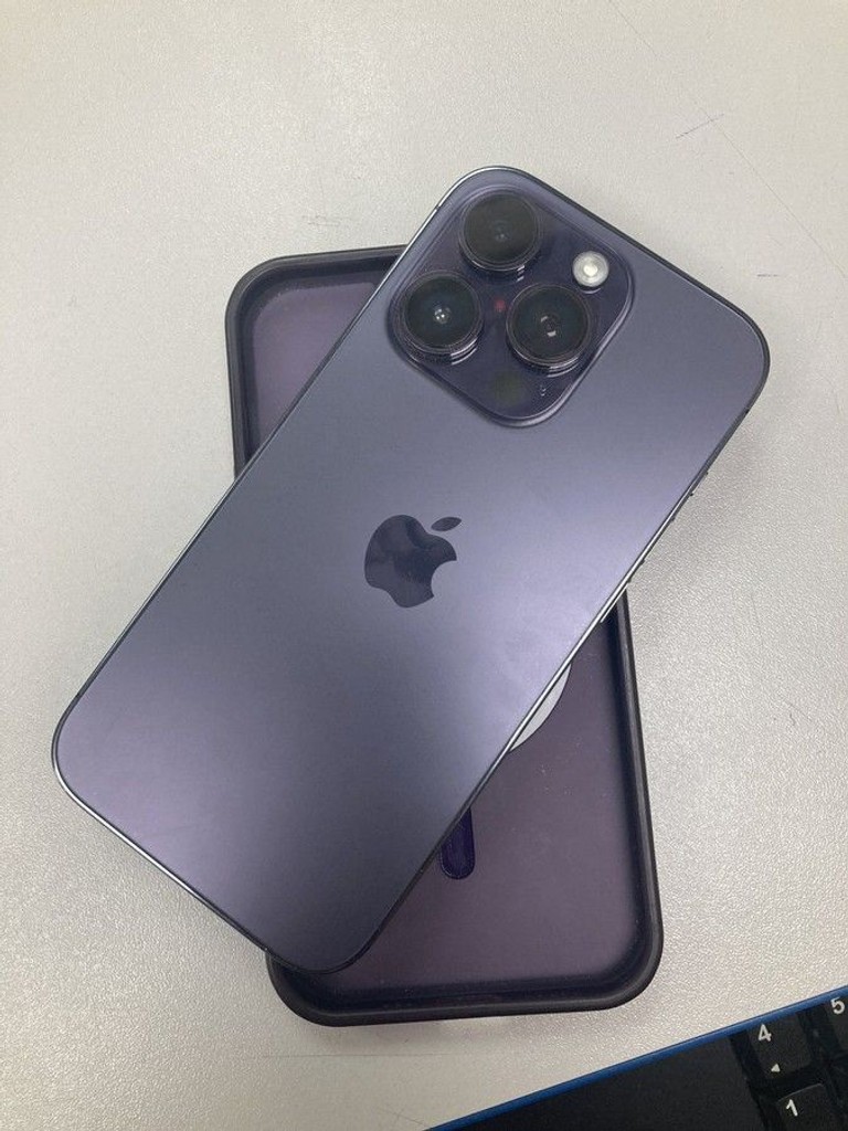 Розпродаж Apple iphone 14 pro 256gb, продавець Техноскарб