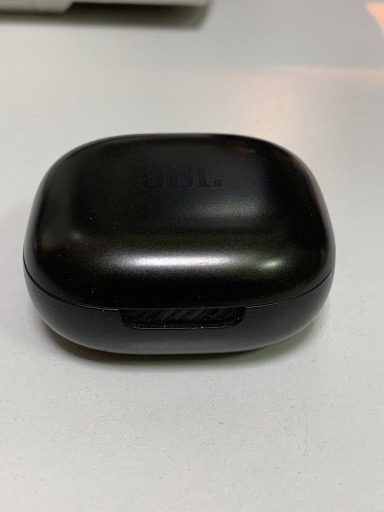 Дешево Jbl live flex з ломбарду