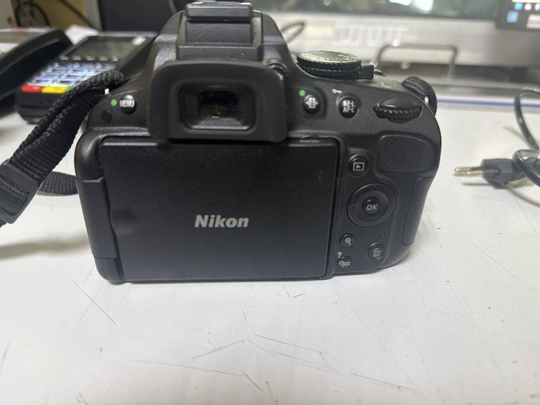 Дешево Nikon D5100 body з ломбарду