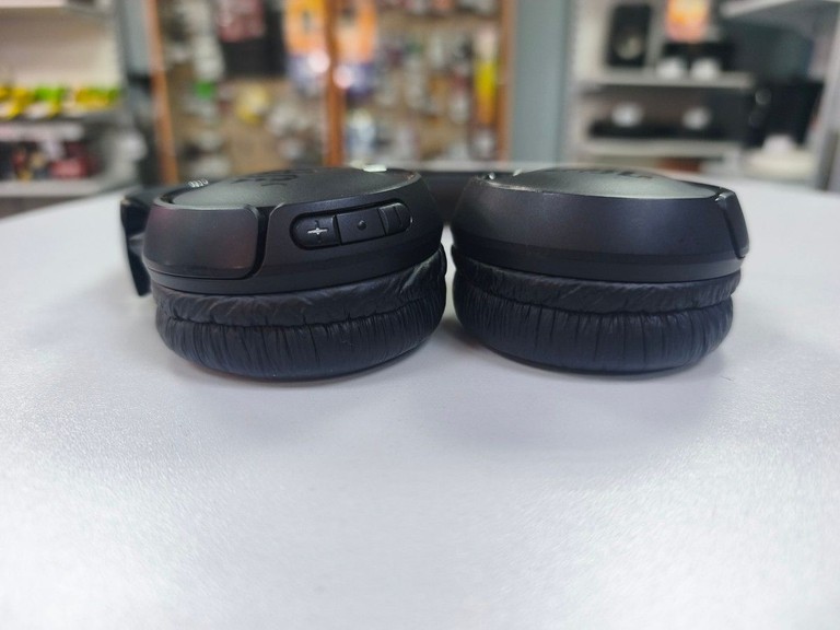 Дешево Jbl tune 500bt з ломбарду
