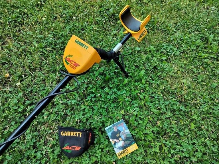Купити Garrett ACE 250 Б/У