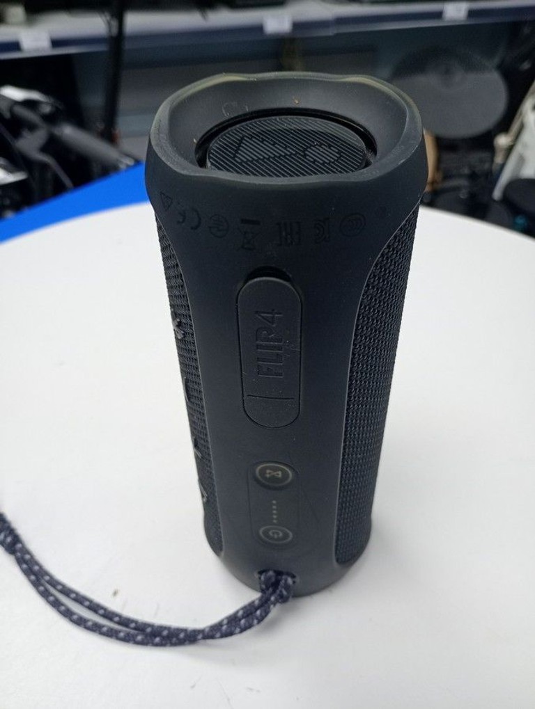 Оголошення Jbl flip 4 Б/У
