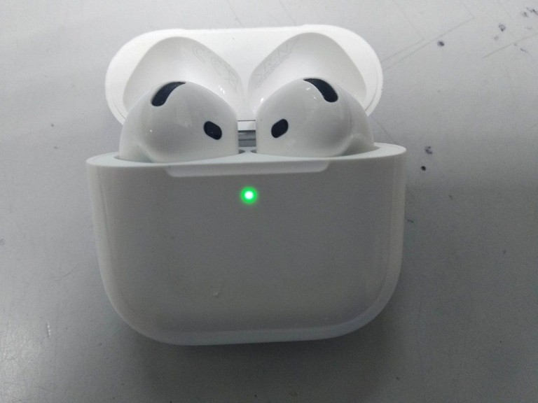 Купити Apple airpods 4 with active noise cancellation Б/У